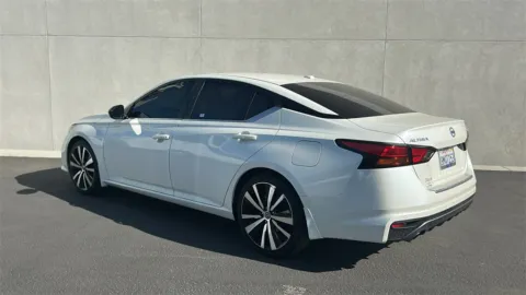 More photos of 2020 Nissan Altima 2.5 SR at Fiesta Ford, Inc., CA