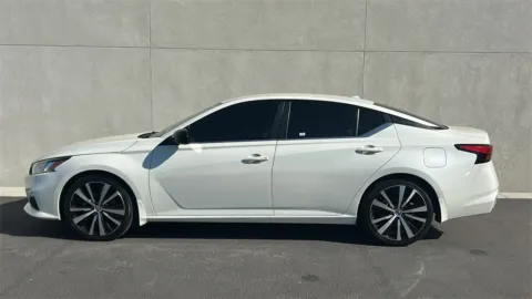 More photos of 2020 Nissan Altima 2.5 SR at Fiesta Ford, Inc., CA