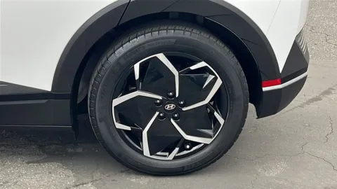 More photos of 2022 Hyundai IONIQ 5 SE at Fiesta Ford, Inc., CA