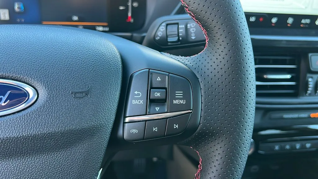 Ford Escape photo 18