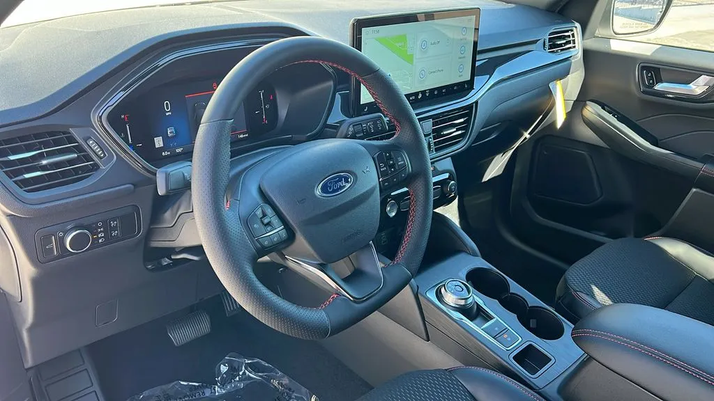 Ford Escape photo 10