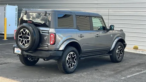 More photos of 2022 Ford Bronco Outer Banks at Fiesta Ford, Inc., CA