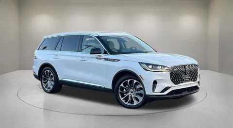 White 2025 Lincoln Aviator Premiere for sale in Indio, CA