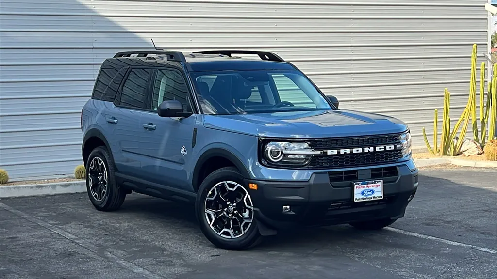 Gray 2025 Ford Bronco Sport Outer Banks for sale in Indio, CA