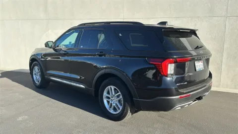 Photos of 2025 Ford Explorer Active for sale in Indio, CA at Fiesta Ford, Inc.
