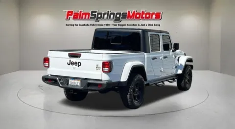 More photos of 2023 Jeep Gladiator Willys at Fiesta Ford, Inc., CA
