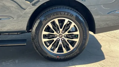 More photos of 2025 Ford Expedition Platinum at Fiesta Ford, Inc., CA