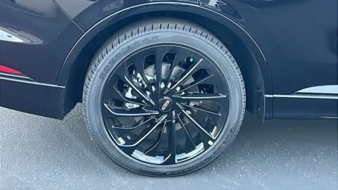 More photos of 2025 Lincoln Aviator Reserve at Fiesta Ford, Inc., CA