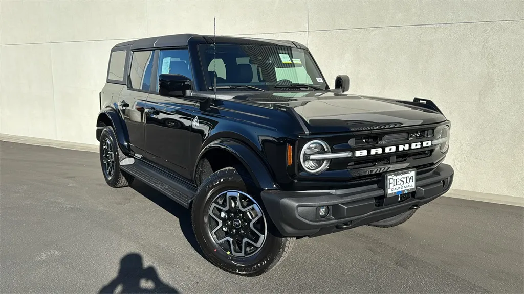 Black 2025 Ford Bronco Outer Banks for sale in Indio, CA