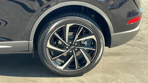 More photos of 2025 Lincoln Corsair Reserve at Fiesta Ford, Inc., CA