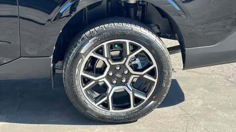 More photos of 2025 Ford Maverick Lariat at Fiesta Ford, Inc., CA