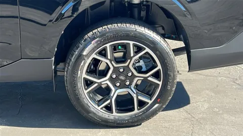 More photos of 2025 Ford Maverick Lariat at Fiesta Ford, Inc., CA