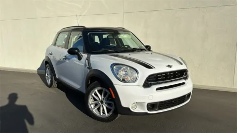 White 2016 MINI Cooper S Countryman for sale in Indio, CA