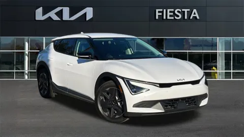 White 2025 Kia EV6 Light for sale in Indio, CA