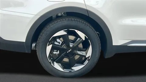 More photos of 2026 Kia Sorento Plug-In Hybrid EX at Fiesta Kia, CA