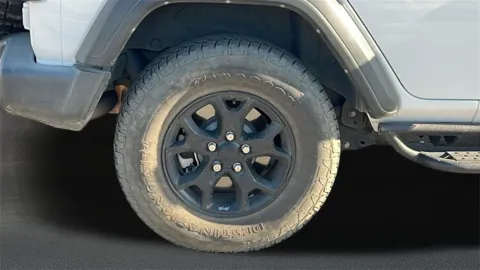 More photos of 2021 Jeep Wrangler Unlimited Willys at Fiesta Kia, CA