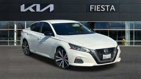 White 2020 Nissan Altima 2.5 SR for sale in Indio, CA