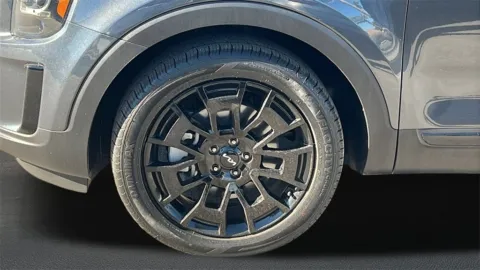 More photos of 2022 Kia Telluride EX at Fiesta Kia, CA