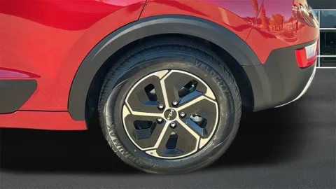 More photos of 2023 Kia Niro EX at Fiesta Kia, CA