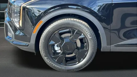 More photos of 2026 Kia Sportage Plug-In Hybrid X-Line Prestige at Fiesta Kia, CA