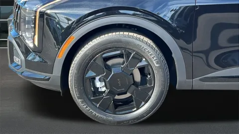 More photos of 2026 Kia Sportage Plug-In Hybrid X-Line Prestige at Fiesta Kia, CA