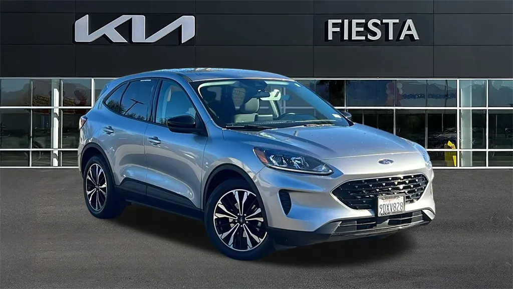 Silver 2022 Ford Escape SE for sale in Indio, CA