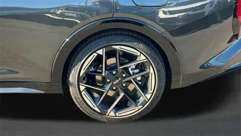 More photos of 2025 Kia K4 GT-Line at Fiesta Kia, CA