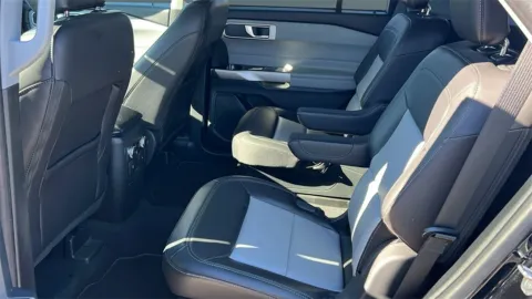 More photos of 2023 Ford Explorer XLT at Fiesta Kia, CA