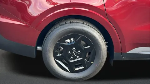 More photos of 2026 Kia Carnival LXS at Fiesta Kia, CA