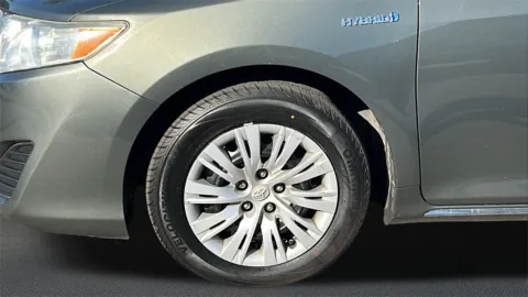 More photos of 2013 Toyota Camry Hybrid at Fiesta Kia, CA