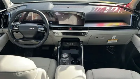 More photos of 2026 Kia Sorento Hybrid EX at Fiesta Kia, CA