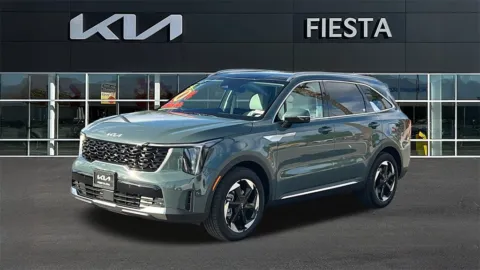 Photos of 2026 Kia Sorento Hybrid EX for sale in Indio, CA at Fiesta Kia