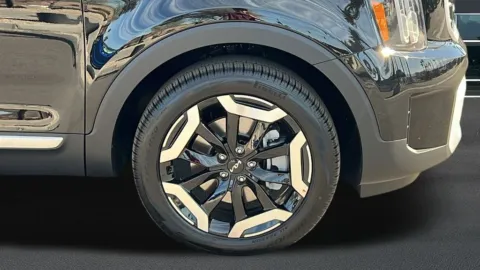 More photos of 2025 Kia Telluride S at Fiesta Kia, CA