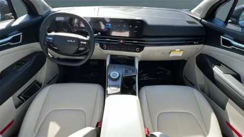 More photos of 2026 Kia Sportage Hybrid EX at Fiesta Kia, CA