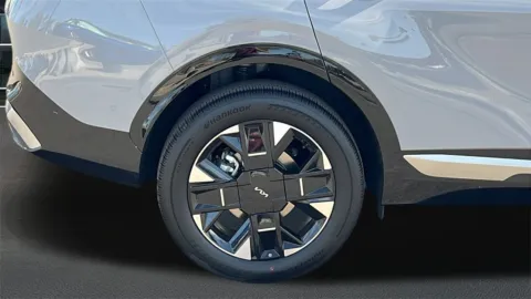 More photos of 2026 Kia Sportage Hybrid SX-Prestige at Fiesta Kia, CA