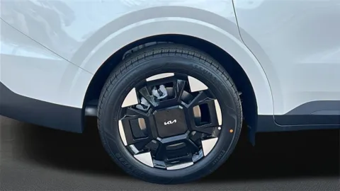 More photos of 2026 Kia Carnival EX at Fiesta Kia, CA