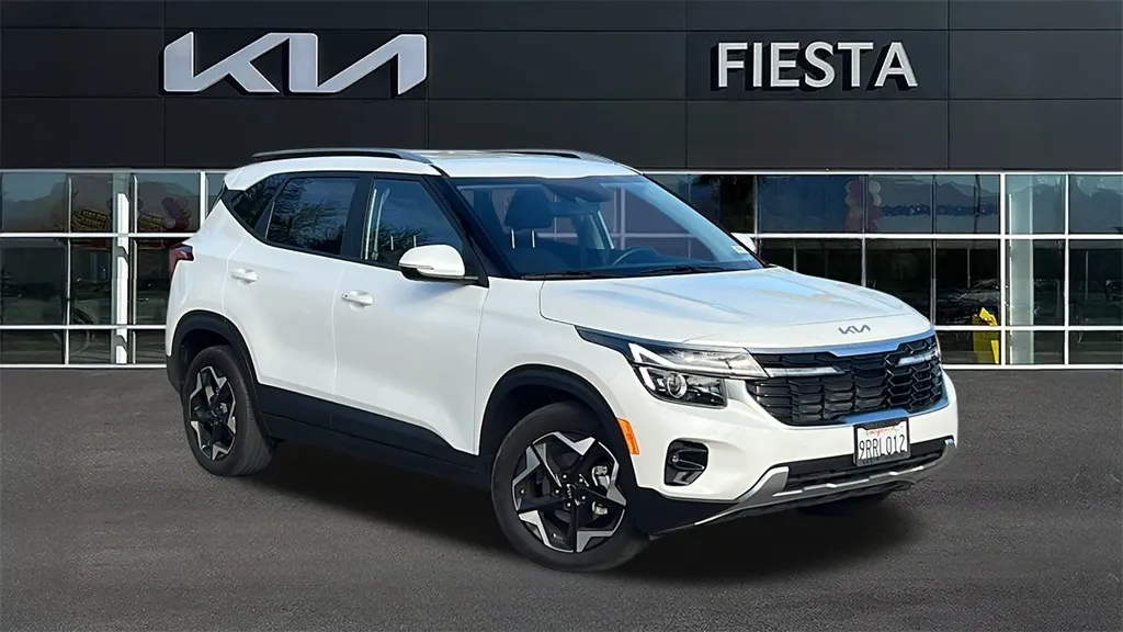 White 2025 Kia Seltos S for sale in Indio, CA
