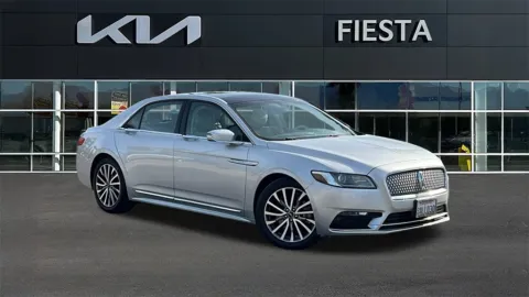 Silver 2017 Lincoln Continental Select for sale in Indio, CA