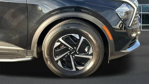 More photos of 2023 Kia Sportage Hybrid LX at Fiesta Kia, CA