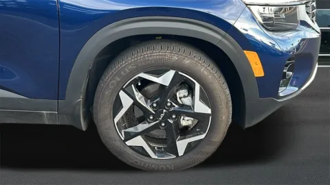 More photos of 2025 Kia Seltos EX at Fiesta Kia, CA