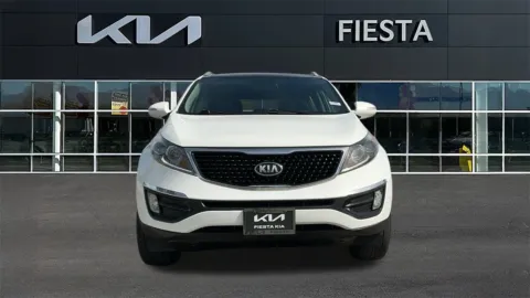 White 2016 Kia Sportage EX for sale in Indio, CA