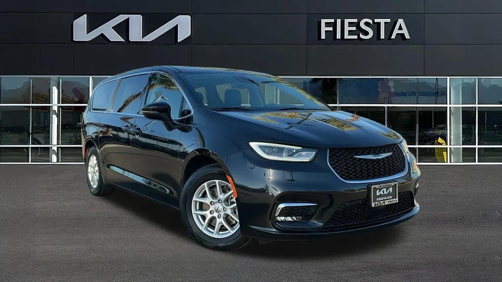 2023 Chrysler Pacifica