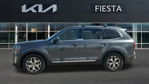 More photos of 2021 Kia Telluride EX at Fiesta Kia, CA