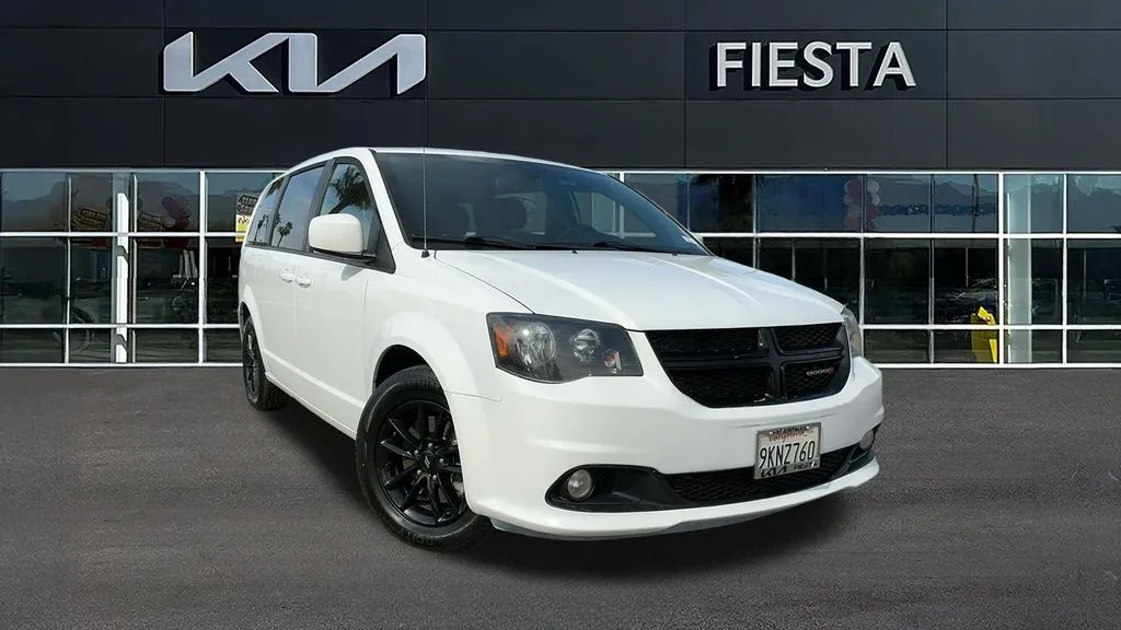White 2020 Dodge Grand Caravan SXT for sale in Indio, CA