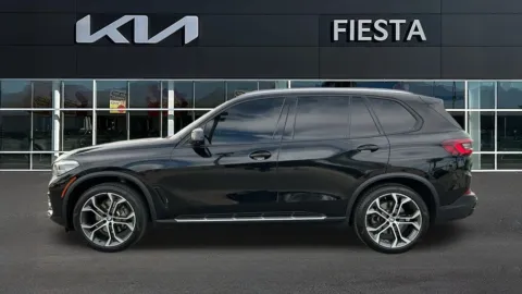 More photos of 2021 BMW X5 sDrive40i at Fiesta Kia, CA