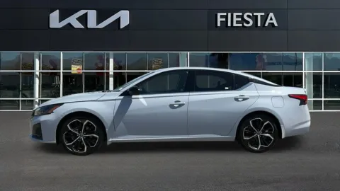 More photos of 2023 Nissan Altima 2.5 SR at Fiesta Kia, CA