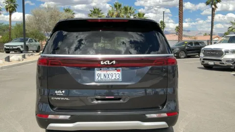 More photos of 2024 Kia Carnival LX at Fiesta Kia, CA
