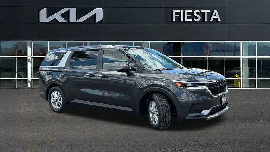 Gray 2024 Kia Carnival LX for sale in Indio, CA