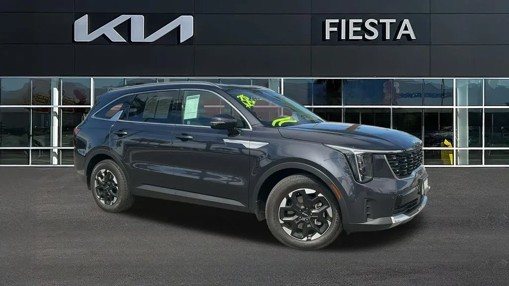 Gray 2025 Kia Sorento S for sale in Indio, CA