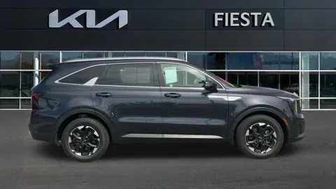 More photos of 2025 Kia Sorento S at Fiesta Kia, CA